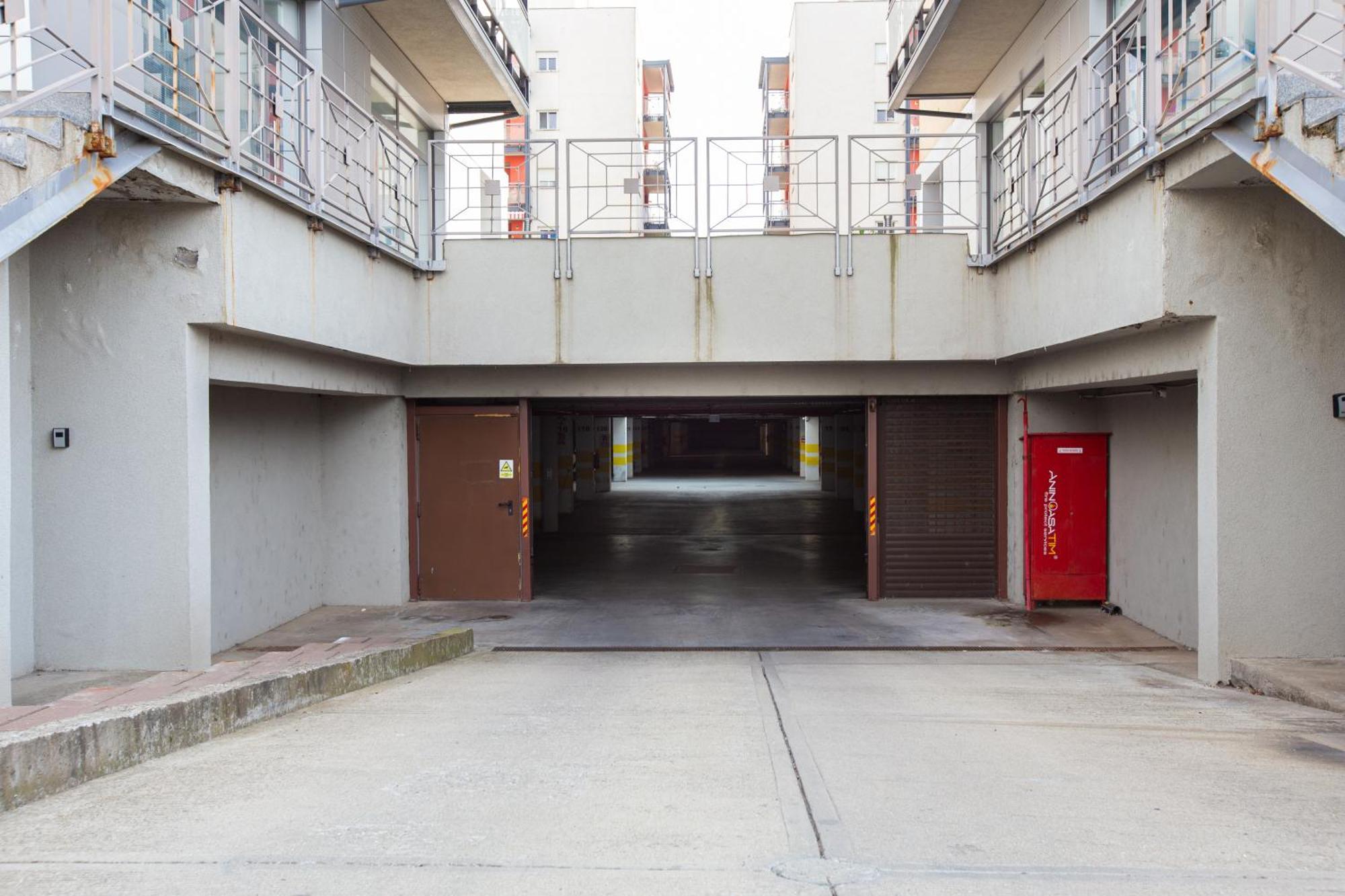 Apartment Ring