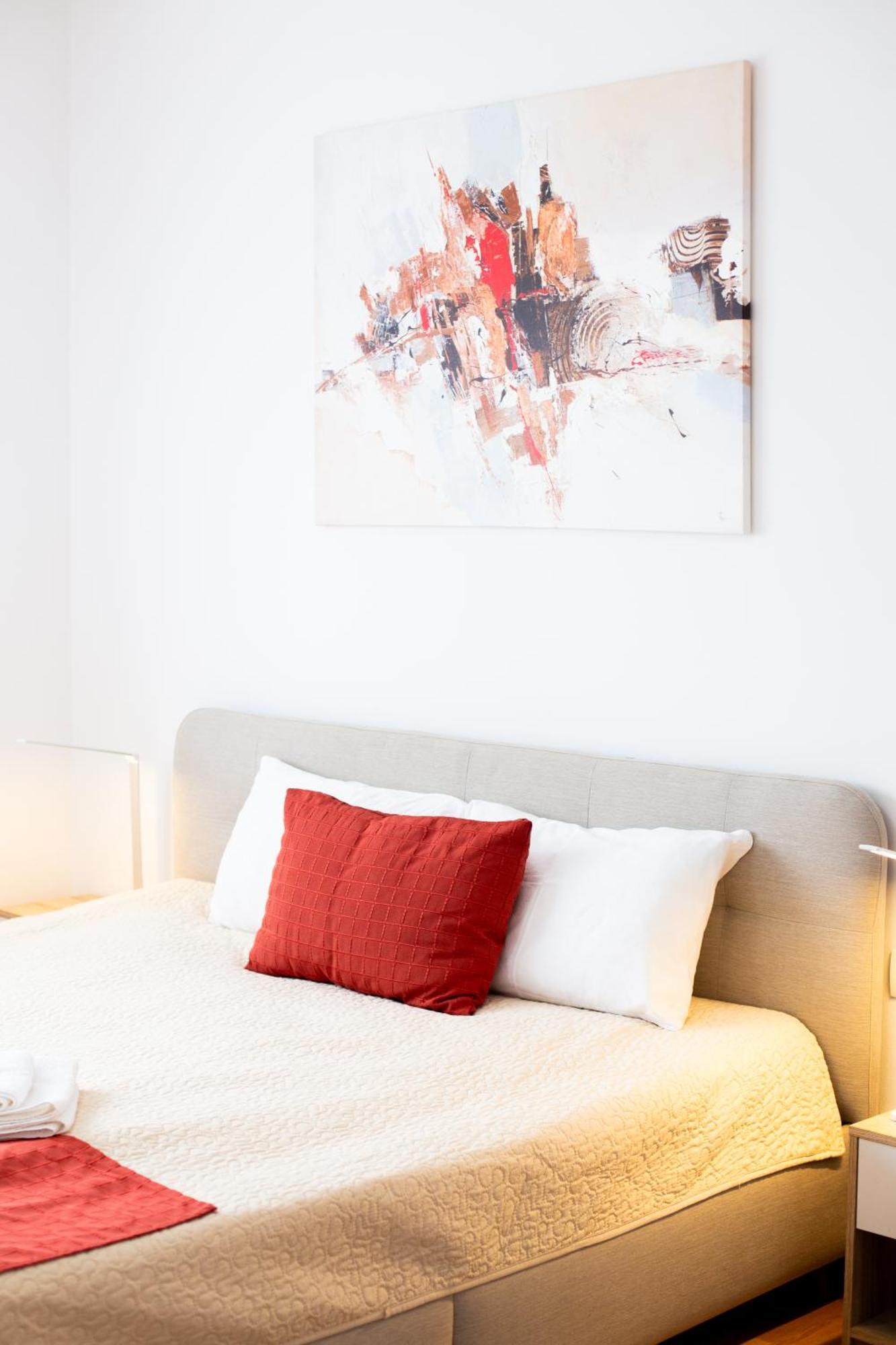 Ring Apartment *